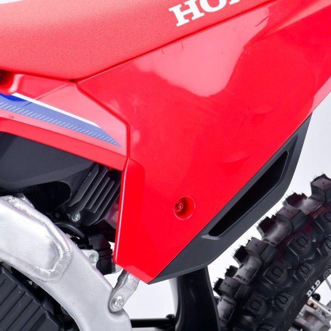 ZETA ZETA:ジータ 外装アルミボルトキット CRF250R CRF450R : 25477576