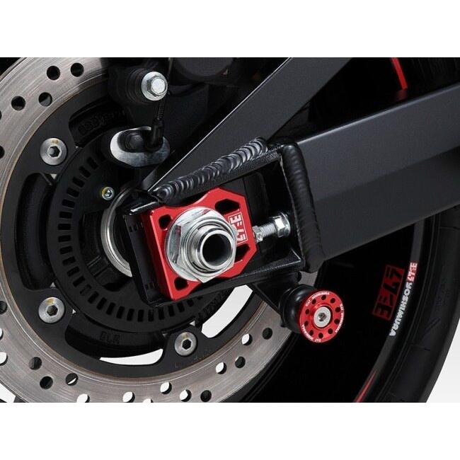YOSHIMURA ヨシムラ リアアクスルブロックキット カラー：レッド SUZUKI スズキ アクスルブロック・チェーンアジャスター 足回りの画像