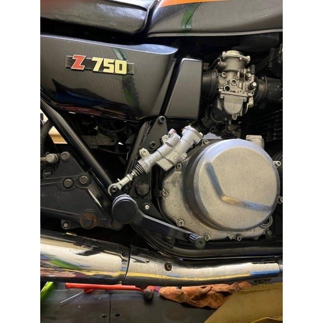 スピードショップイトウ（SPEED SHOP ITO） Z750GP用ステップキット