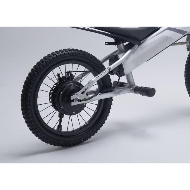 Yotsuba Moto（ヨツバモト） Meow 16-II キッズ用電動バイク キッズ