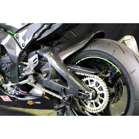 A-TECH エーテック チェーンガード 素材：CDC 平織ドライカーボン Ninja ZX-10R KAWASAKI カワサキ フレームの画像