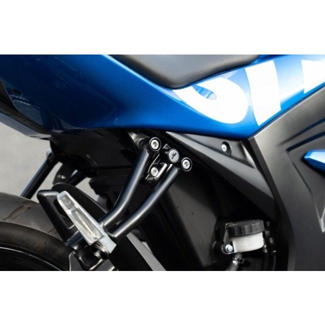 METAL GEAR メタルギア ヘルメットロック ソリッド 取付位置：右 / カラー：ブラック GSX-R125 ABS GSX-S125 SUZUKI スズキ ヘルメット | METAL GEAR | 03