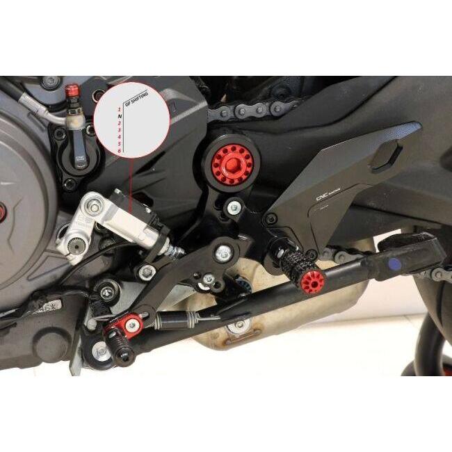 CNC RACING シーエヌシーレーシング アジャスタブル バックステップ