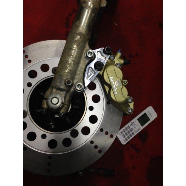 SPEED SHOP ITO スピードショップイトウ Z750FX2／3／GPサンスター300mm用ブレンボ40mmサポートキット カラー：シルバー Z750FX2 Z750FX3 Z750GP ブレーキ
