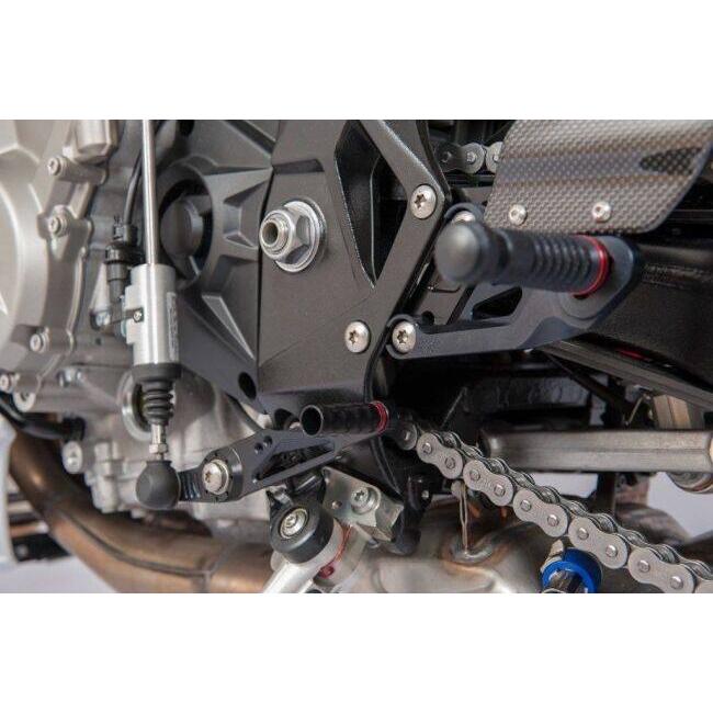 GILLES TOOLING ギルズツーリング アジャスタブル バックステップ