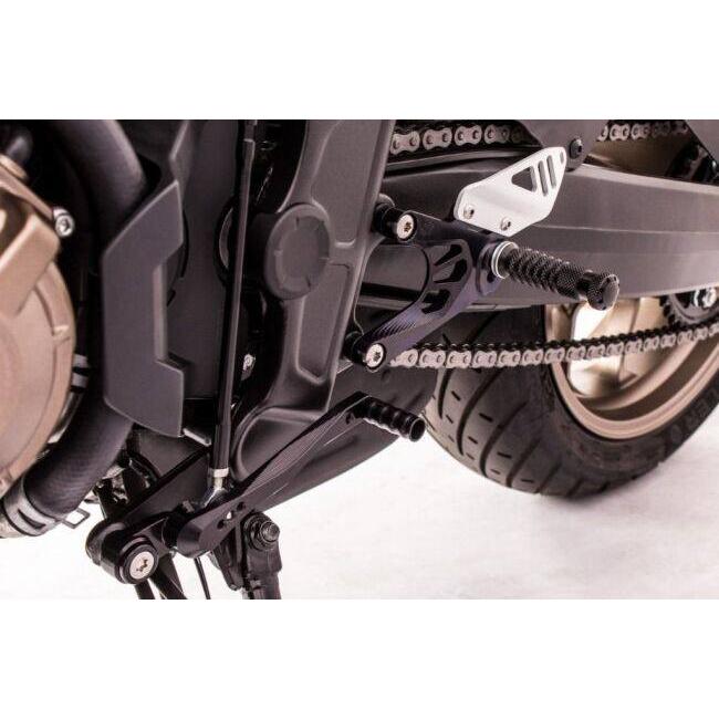 GILLES TOOLING ギルズツーリング アジャスタブル バックステップ
