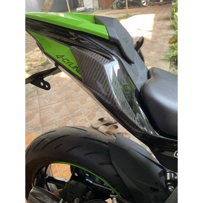 zx-25r カーボン風　シートテールカバー zx-25r カーボン風 シートテールカバー zx-25r カーボン風 シート