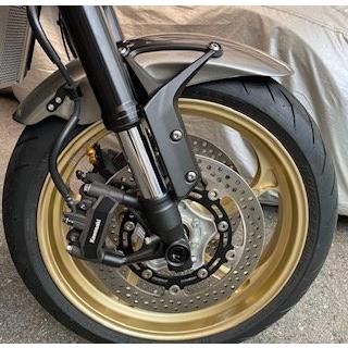 VERTIA ヴェルティア フロントフェンダー タイプ：FRP Z900RS KAWASAKI