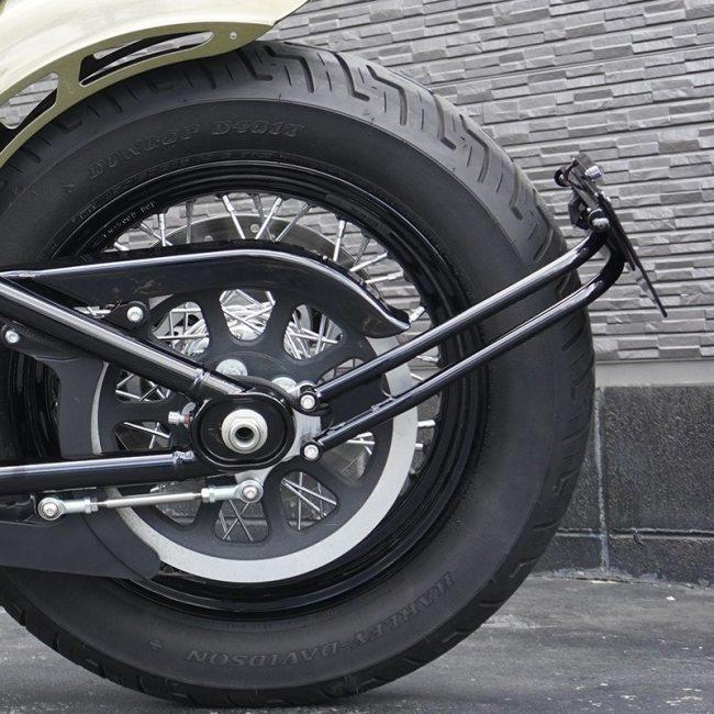 ハーレーローライダーSサイドナンバーステイ TRIJYA トライジャ SRBナンバーサイドマウントステー ナンバー灯