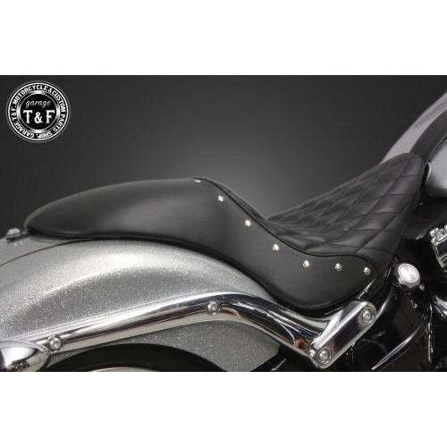Garage T&F ガレージ スタッド付きガンファイターシート タイプ：ダイヤ ソフテイルブレイクアウト(FXSB) HARLEY-DAVIDSON ハーレーダビッドソン シート | Garage T＆F | 02