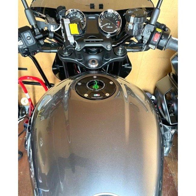 TWM ティーダブリューエム タンクキャップ ツマミカラー：ブラック