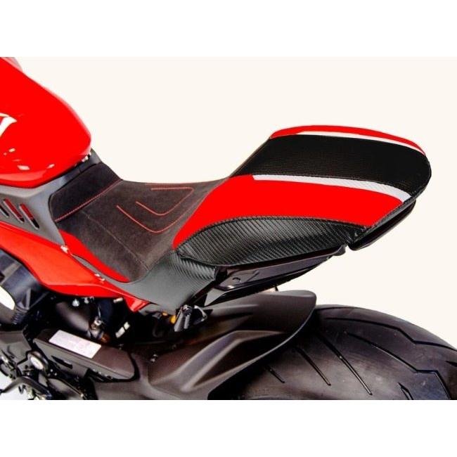 DUCABIKE (DBK) ドゥカバイク (ディービーケー) 純正シート用 コンフォートカバー カラー：ブラック／レッド DIAVEL V4 DUCATI ドゥカティ シートカバー 外装_2