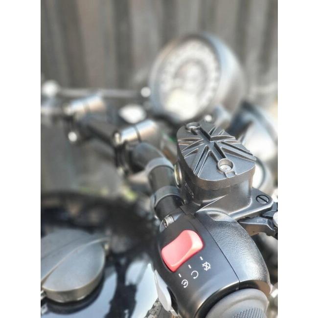 Motone Customs モートーンカスタムズ マスターシリンダーキャップ ユニオンジャック カラー：ブラック TRIUMPH トライアンフ ブレーキ | ブランド登録なし | 04