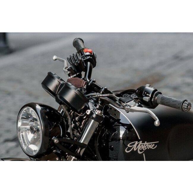 Motone Customs モートーンカスタムズ マスターシリンダーキャップ リブ カラー：ブラック BONNEVILLE T100 T120 BOBBER SPEEDMASTER THRUXTON 1200 ブレーキ | ブランド登録なし | 03