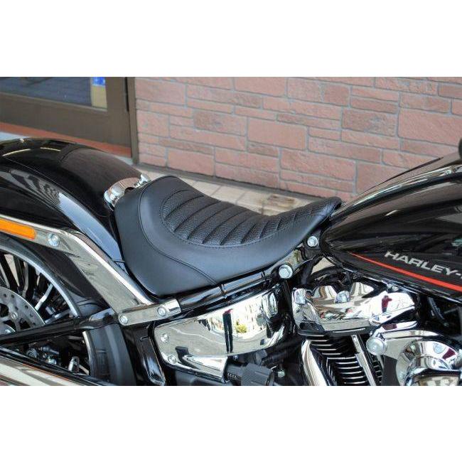 K＆H ケイアンドエイチ ソロシートタック FXBR FXBRS HARLEY-DAVIDSON ハーレーダビッドソン シート シート関連 外装の画像