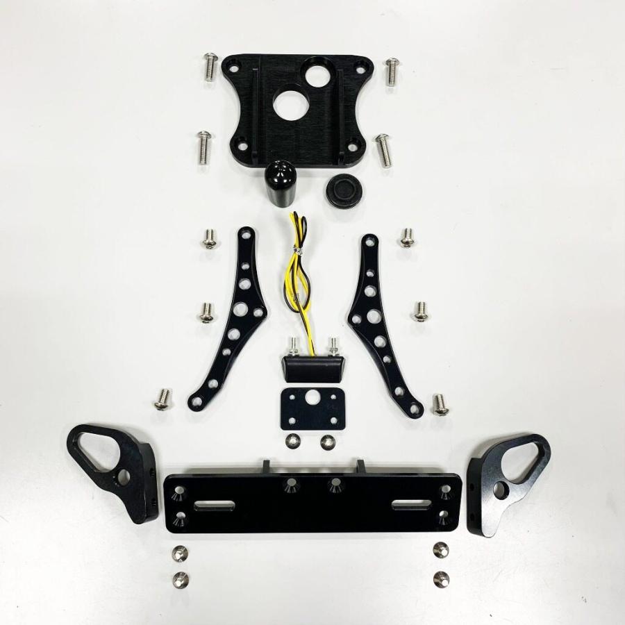 YMCK ヤマック CNCライセンスプレートホルダーV2 タイプ：ブラックチタンボルト仕様・純正ウィンカー対応 XSR900 GP YAMAHA ヤマハ ナンバープレートホルダー | ブランド登録なし