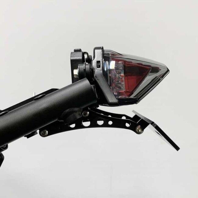 YMCK ヤマック CNCライセンスプレートホルダーV2 タイプ：ブラックチタンボルト仕様・純正ウィンカー対応 XSR900 GP YAMAHA ヤマハ ナンバープレートホルダー | ブランド登録なし | 05