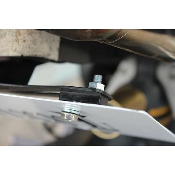 AXXL アクセル アメリカ-日本用 ナンバー穴 変換ステーキット ナンバーステー 外装 | ブランド登録なし | 05