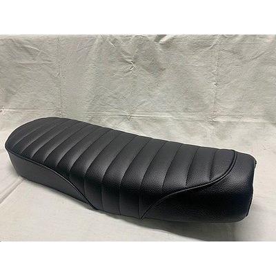 部品屋K&W トラッカーズシート W650 KAWASAKI カワサキ シート シート