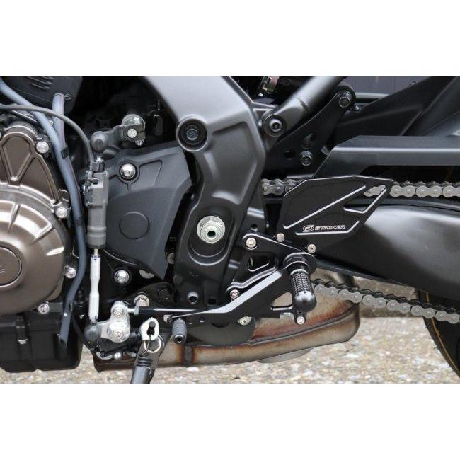 STRIKER（ストライカー） FORTI ステップキット MT-09 SP XSR900