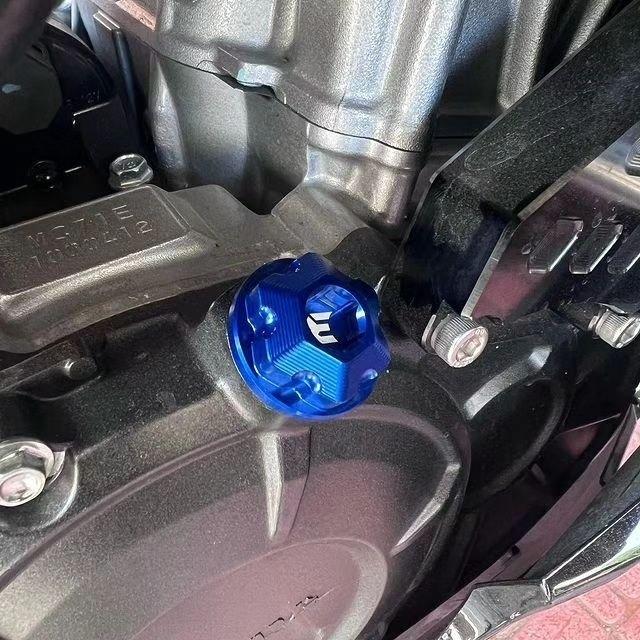 WR3 ダブルアールスリー オイルフィラーキャップ カラー：グリーン NINJA250R (EX250) NINJA250 Ninja ZX-6R NINJA ZX-10R ZX-14R (ZZR1400) KAWASAKI カワサキ | WR3 | 05