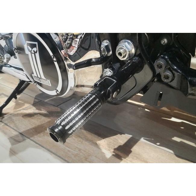 SPEEDRA スピードラ パッセンジャーフットペグ カラー：ブラック