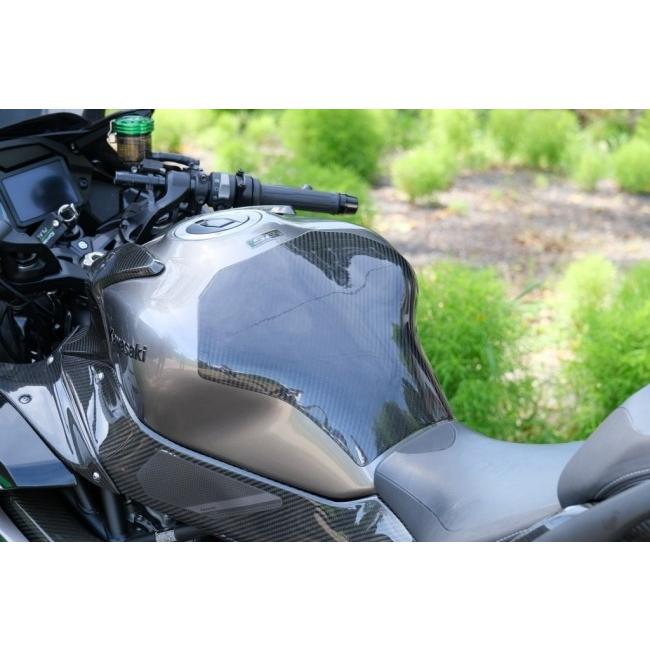 SPEEDRA スピードラ タンクパッド タイプ：綾織りカーボン(艶あり) Ninja H2 SX SE KAWASAKI カワサキ タンク関連 外装 | SPEEDRA | 01