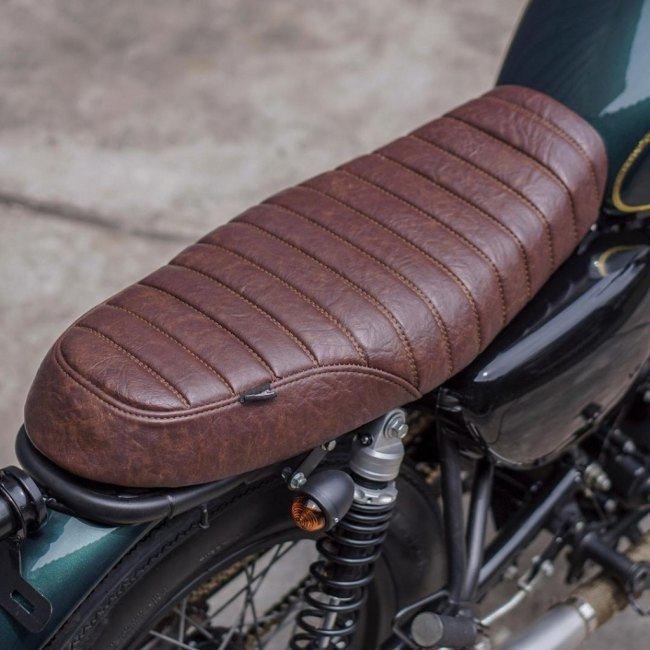 Kawasaki W175用シート ブラウン 破れなし　美品 Kawasaki W175用シート ブラウン 破れなし 美品 - メルカリ