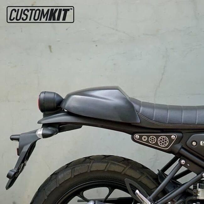 CustomKit カスタムキット Seat Cover XSR155 カラー：Black YAMAHA