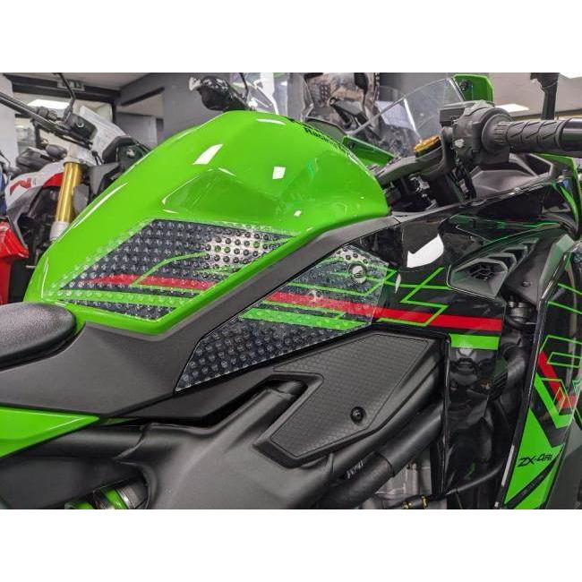 Eazi-Grip イージーグリップ ニーグリップサポート TANK GRIP PERFOMANCE タイプ：PRO (サーキット)／カラー：ブラック Ninja ZX-4RR KAWASAKI カワサキ 外装 | ブランド登録なし | 03
