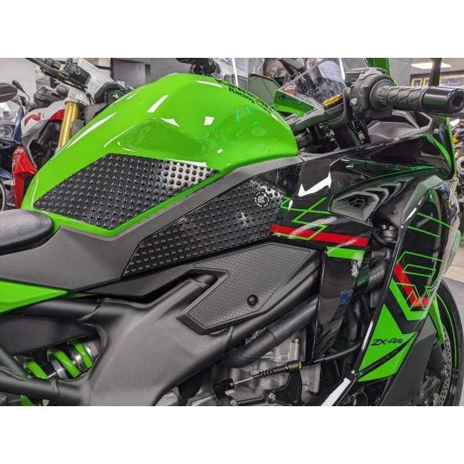 Eazi-Grip イージーグリップ ニーグリップサポート TANK GRIP PERFOMANCE タイプ：PRO (サーキット)／カラー：ブラック Ninja ZX-4RR KAWASAKI カワサキ 外装 | ブランド登録なし | 04