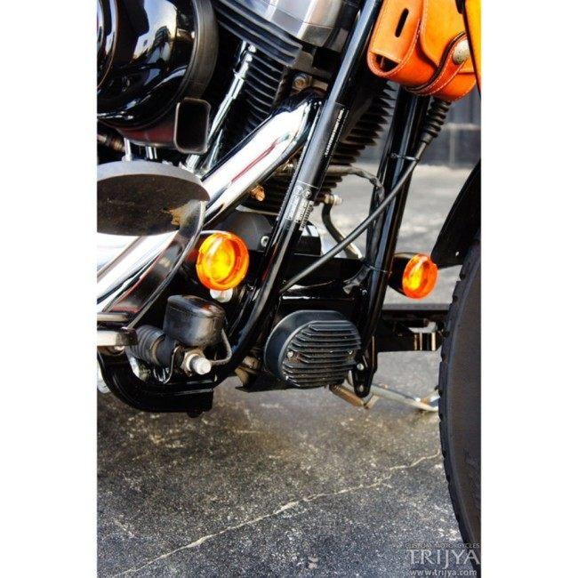 TRIJYA トライジャ ウインカーステー カラー：ブラック SOFTAIL FXCW