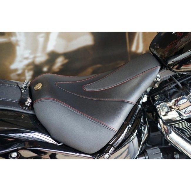 TRIJYA トライジャ ソロシート ステー：ブラック / コンチョ：ゴールド FXBR ブレイクアウト FXBRS HARLEY-DAVIDSON ハーレーダビッドソン シート シート関連_5