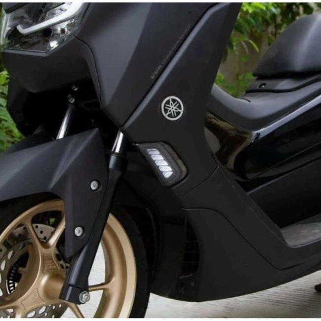 JPA ジェイピーエー LED Front Blinker Cyber Type DRL Color：White N-MAX YAMAHA ヤマハ ウインカー 灯火類 電装系の画像