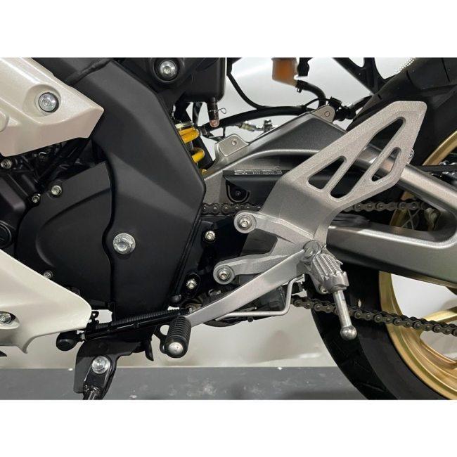 WIZH ウィズ RSBK バックステップエクステンションプレート YZF-R125/R15 V4/M (21-)(QS) YZF-R125 YZF-R15 YZF-R15M YAMAHA ヤマハ バックステップ ステップの画像