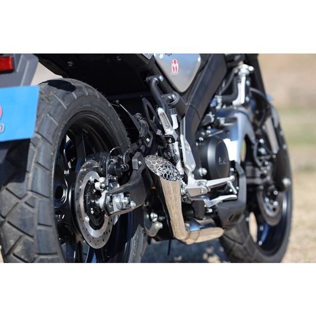 他車加工用にも。アドレスV125　SP忠男　サイレンサー　ステー付き 廃盤　送込 他車加工用にも。アドレスV125 SP忠男 サイレンサー ステー付き