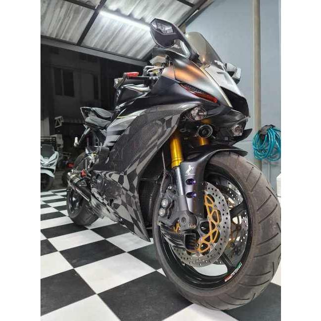 RPM CARBON アールピーエムカーボン サイドカウル (ペア) YZF-R6 仕上げ：ツヤなし / 仕様：鍛造カーボン R6 YAMAHA ヤマハ サイドカウル・サイドカバー 外装の画像