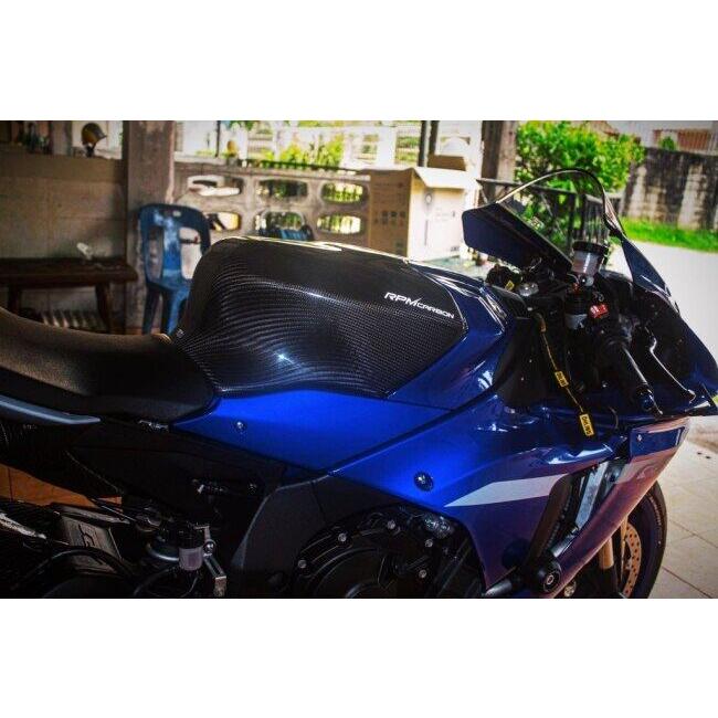 RPM CARBON アールピーエムカーボン タンクカバー WSBKスタイル YZF-R1 仕上げ：ツヤあり / 仕様：綾織 R1 R1S R1M YAMAHA ヤマハ タンク関連 外装 | ブランド登録なし | 09