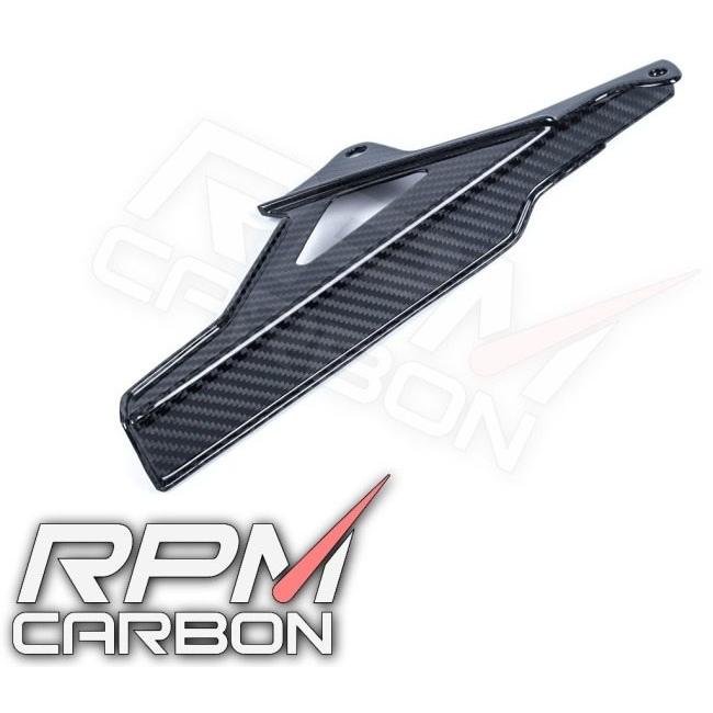 RPM CARBON アールピーエムカーボン アッパーチェーンガード RSV4 仕上げ：ツヤなし / 仕様：平織 Tuono APRILIA アプリリア チェーンガード フレームの画像