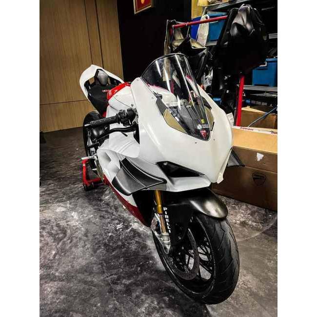 RPM CARBON アールピーエムカーボン サイドウイングレット PANIGALEV4