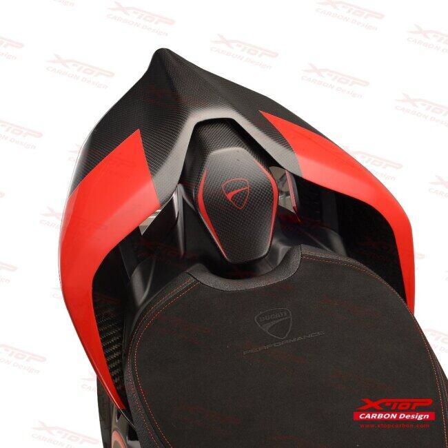 X-TOP エックストップ シングルシートセンターカバー PANIGALE V2 V4 25° ANNIVERSARIO 916 R S SP SP2 30° STREETFIGHTER DUCATI ドゥカティ シート関連の画像
