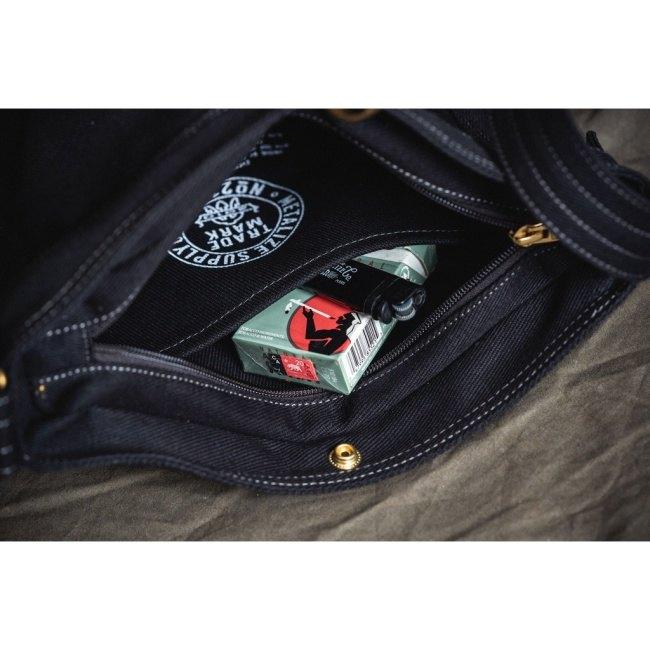 Metalize Productions メタライズプロダクションズ Olden Times Vintage Canvas Newsboy バッグ(M)／真鍮製 ハードウェア ショルダーバッグ バッグの画像