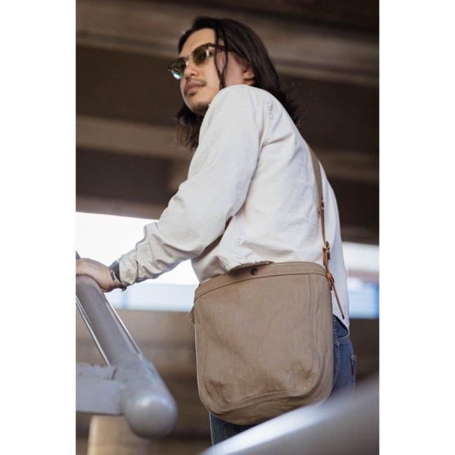 Metalize Productions メタライズプロダクションズ HBT Postman イージーバッグ カラー：Olive ショルダーバッグ バッグの画像