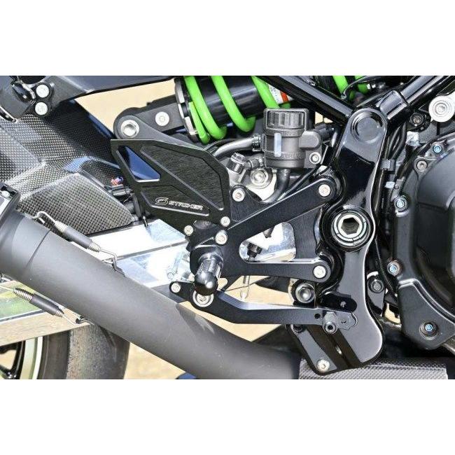 STRIKER（ストライカー） FORTI STEP KIT カラー：ブラック Z900RS