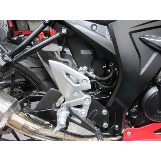 油漢 ユカン GSX-R125 レーシングバックステッププレートキット SUZUKI スズキ バックステップ ステップ 足回りの画像