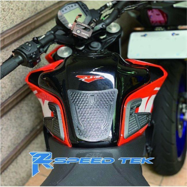R2 SpeedTek アールツースピードテック TP 3Dプリントタンクセンターパッド 汎用 タイプ：ショート タンクパッド タンク関連 外装 | ブランド登録なし | 06