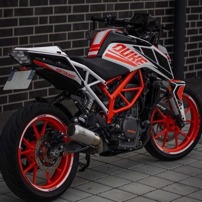 Bagoros Performance バゴロスパフォーマンス デカールフルキット THE BLADE カラー：オレンジ DUKE 125 200 250 390 KTM グラフィックキット 外装の画像