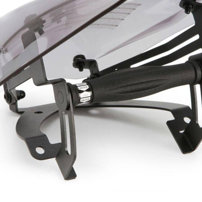 Puig プーチ ニュージェネレーションNKスクリーン ADJUSTABLE (WINDSHIELD NEW GENERATION ADJUSTABLE) カラー：スモーク Diavel V4 DUCATI ドゥカティ 外装