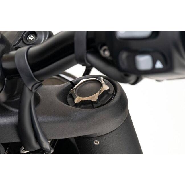 Motone Customs モートーンカスタムズ フロントフォークキャップ CAPOS カラー：ブラック／ポリッシュ TRIUMPH トライアンフ フロントフォークトップキャップ_1