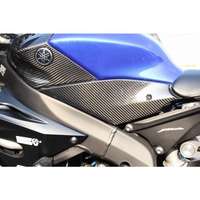 SPEEDRA スピードラ タンクサイドカバー 仕様：フォージドカーボン(艶消し) YZF-R6 YAMAHA ヤマハ サイドカウル・サイドカバー カウル関連 外装の画像